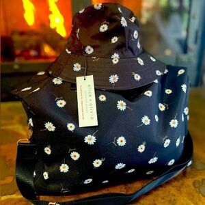 Alice + Olivia Daisy Print Bucket Hat & Duffel Bag Set